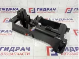 Кронштейн центральной консоли Mitsubishi Outlander (GF) 8011A971