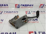 Педаль тормоза Mitsubishi Outlander (GF) MN101625