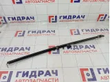 Направляющая стекла двери задняя левая Mitsubishi Pajero Sport 5735A167