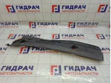 Решетка стеклоочистителя левая Mitsubishi Pajero Sport MN117709