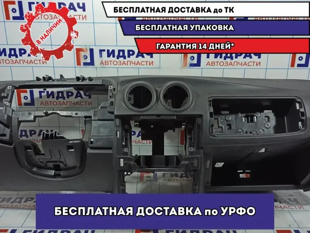 Торпедо Nissan Almera G15 68100-4AA0B.