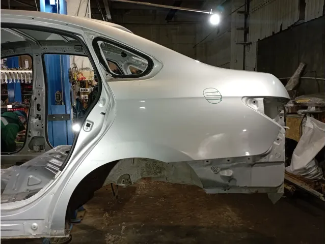 Крыло заднее левое Nissan Almera (G15)