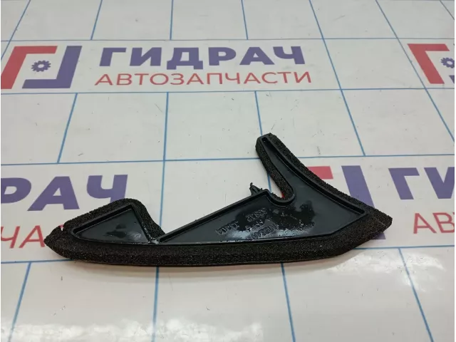 Пыльник крыла переднего Nissan Almera (G15) 638A2-4AA0A