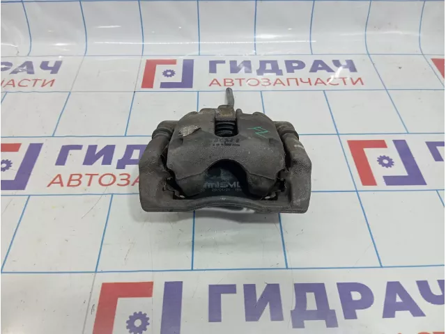 Суппорт тормозной передний левый Nissan Almera (G15) 41011-00Q0F