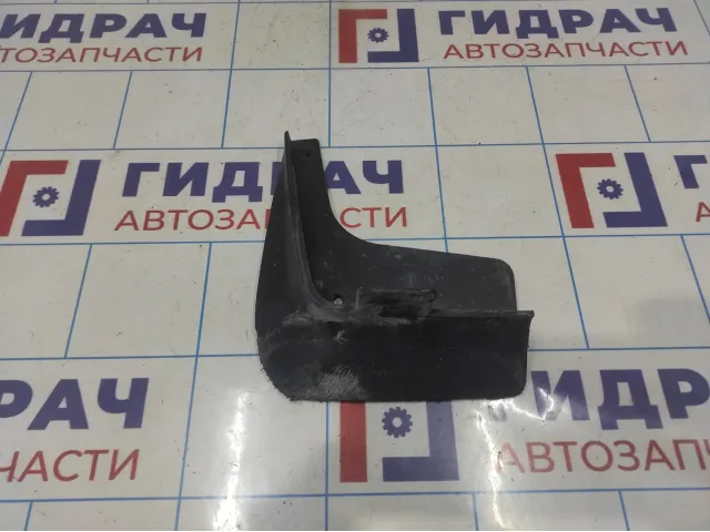 Брызговик задний левый Nissan Almera (G15)