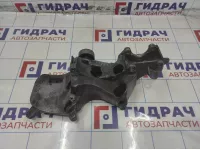 Кронштейн генератора Nissan Almera (G15) 688304373R