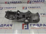 Кронштейн генератора Nissan Almera (G15) 688304373R