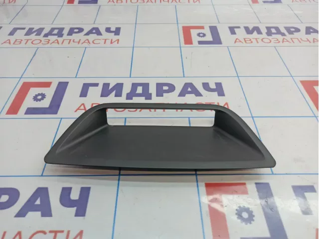 Накладка стоп сигнала Nissan Almera (G15)