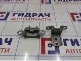 Петли двери задней правой Nissan Almera (G15)