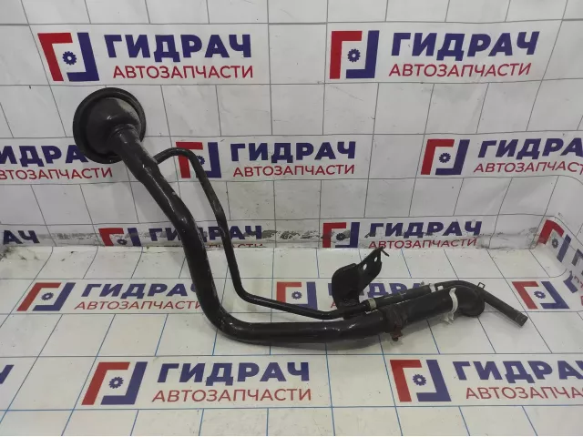 Горловина топливного бака Nissan Almera (N16) 17221-5M303