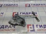 Стеклоподъемник механический задний правый Nissan Almera (N16) 82700-BM710