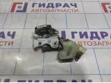 Замок двери задней левой Nissan Almera (N16) 82503-BM760