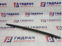 Молдинг лобового стекла левый Nissan Almera (N16) 72761-BM400