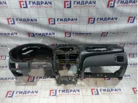 Торпедо Nissan Almera (N16) 68200-BN900