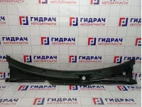 Решетка стеклоочистителя Nissan Almera (N16) 66862-BN010