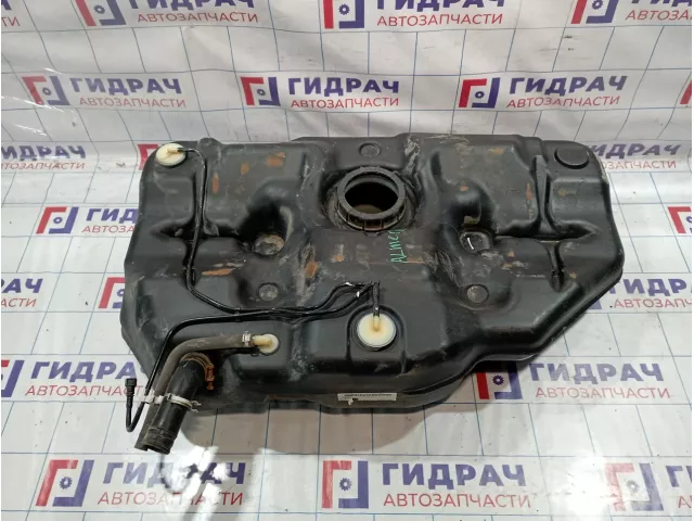 Бак топливный Nissan Almera (N16) 17202-5M305