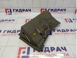 Корпус бардачка Nissan Almera (N16) 68520-BN000