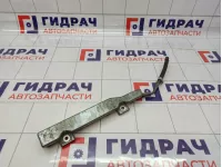 Рейка топливная (рампа) Nissan Almera (N16) 17520-AU305