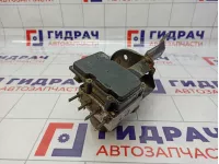 Блок ABS (насос) Nissan Almera (N16) 47660-BN827