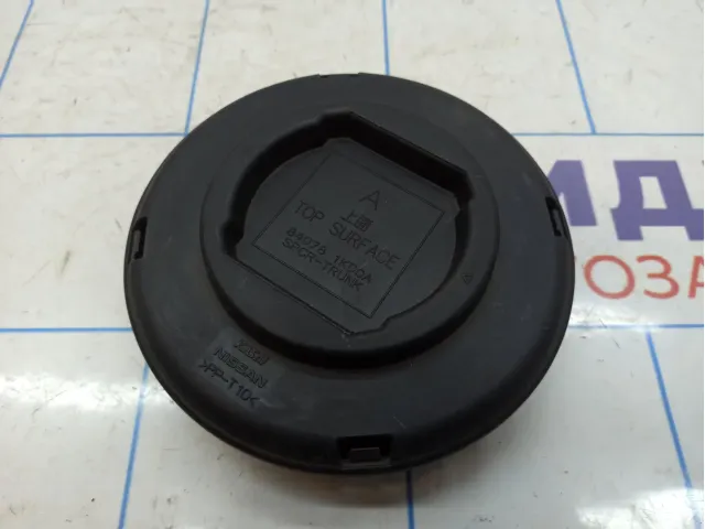 Крепление (болт) запасного колеса Nissan Juke (YF15) 84978-1KD0A