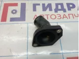 Крышка термостата Nissan Juke (YF15) 13049-ED01A