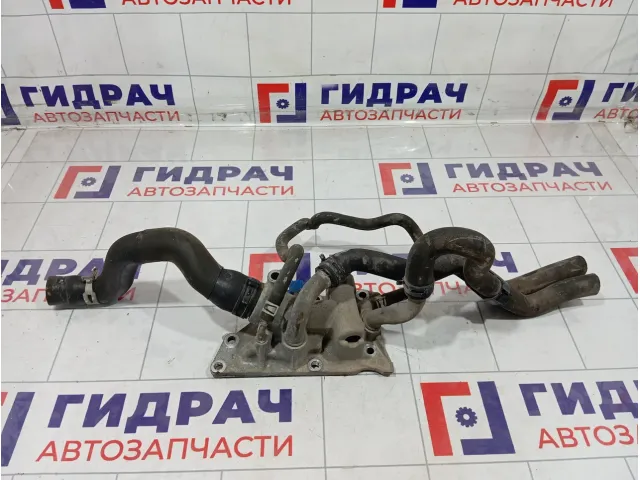 Фланец двигателя системы охлаждения Nissan Note 11060BC20A