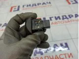 Кнопка аварийной сигнализации Nissan Note 252901U600
