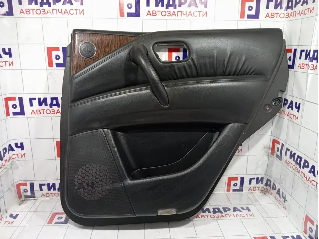 Обшивка двери задняя правая Nissan Patrol (Y62) 829001LD3B