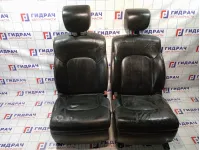 Сиденье комплект Nissan Patrol (Y62)