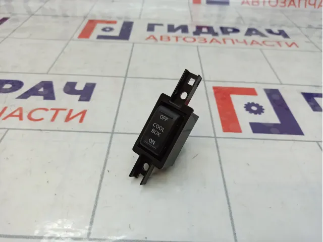 Кнопка многофункциональная Nissan Patrol (Y62)