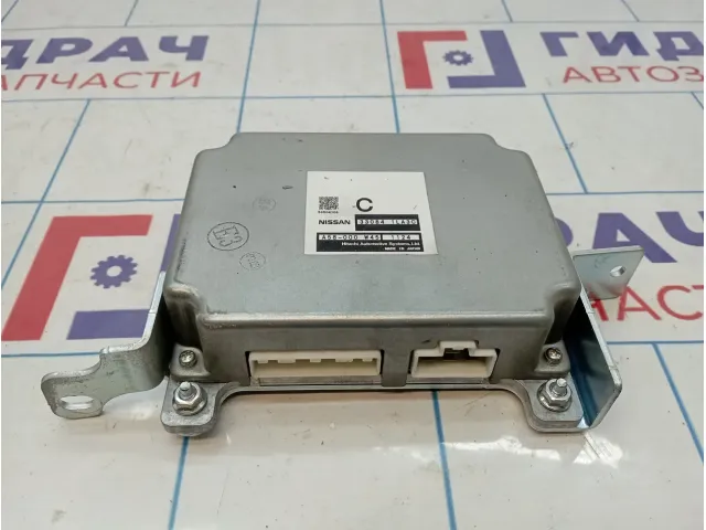 Блок управления раздаточной коробки Nissan Patrol (Y62) 33084-1LA3C