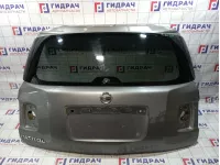 Дверь багажника Nissan Patrol (Y62)
