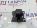 Опора КПП левая Nissan Primera (P12) 11220-95F0B