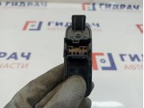 Кнопка стеклоподъемника Nissan Primera P12 25411-AV600. Задний.