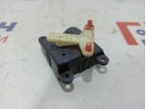Моторчик заслонки отопителя Nissan Primera P12 3T05030820.