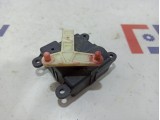 Моторчик заслонки отопителя Nissan Primera P12 3T05030820.