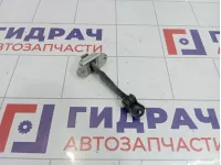 Ограничитель двери передний левый Nissan Qashqai (J10) 80430-JD000