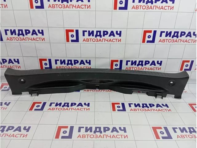 Обшивка двери багажника нижняя Nissan Qashqai (J10) 84992-JD000