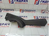 Обшивка стойки задней правой нижняя Nissan Qashqai 84950JD100