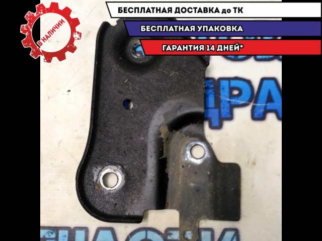 Кронштейн передней балки Nissan Terrano III 544238788R Отличное состояние.
