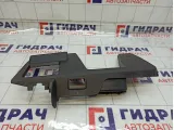 Накладка под рулевую колонку Nissan Tiida 68962EM01A