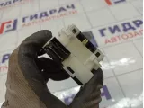 Переключатель поворотов подрулевой Nissan Tiida (C11) 25540-EM00E