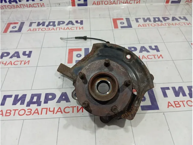 Кулак поворотный передний левый Nissan X-Trail (T30) 40015-8H300