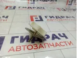 Болт крепления запасного колеса Nissan X-Trail (T30) 74810-0V700