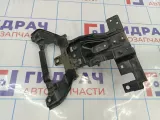 Кронштейн замка капота Nissan X-Trail (T31) 62550-JG00B