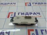 Блок управления климатической установкой Nissan X-Trail (T31) 27500-JG04A. Потертость.