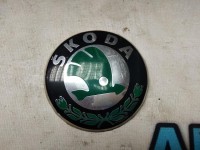 Эмблема Skoda Octavia a5 3U0853621B Отличное состояние