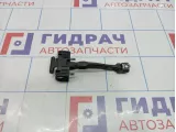 Ограничитель двери передний Opel Astra (H) 5160251