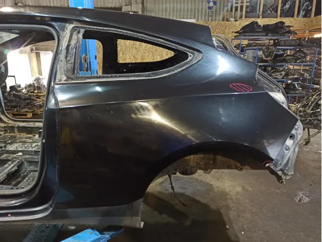 Крыло заднее левое Opel Astra GTC (J)