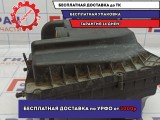 Корпус воздушного фильтра Opel Astra H 5834027. Дефект.